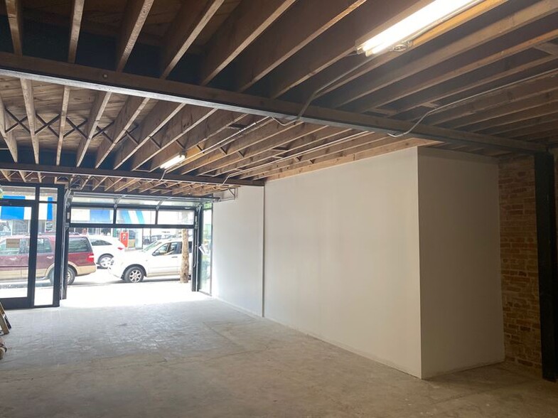 26-28 S Broadway, Denver, CO for lease - Interior Photo - Image 2 of 18