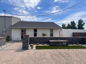 Earthworks Office/Flex - Warehouse