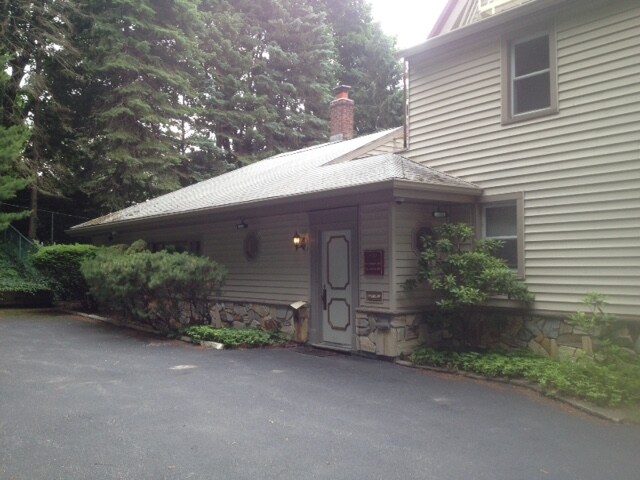 17 South Ave, Poughkeepsie, NY for sale - Primary Photo - Image 1 of 1