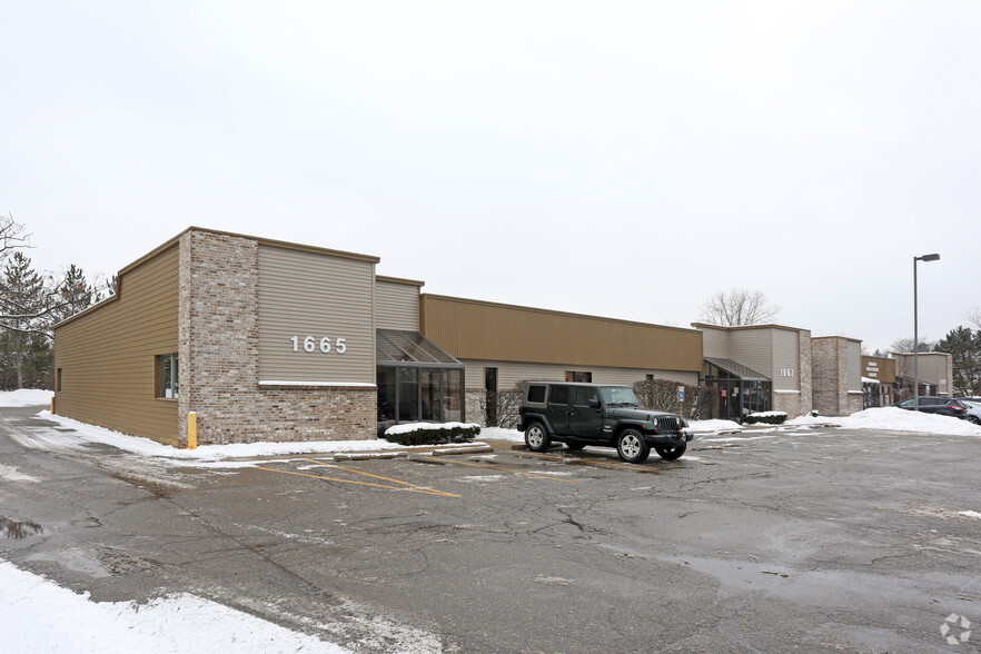 1665-1669 Hamilton Rd, Okemos, MI for lease - Primary Photo - Image 1 of 3