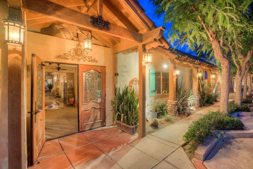 220 S Patencio Rd Palm Springs Ca 92262 Motel Property For 220 S Patencio Rd Old Ranch Inn