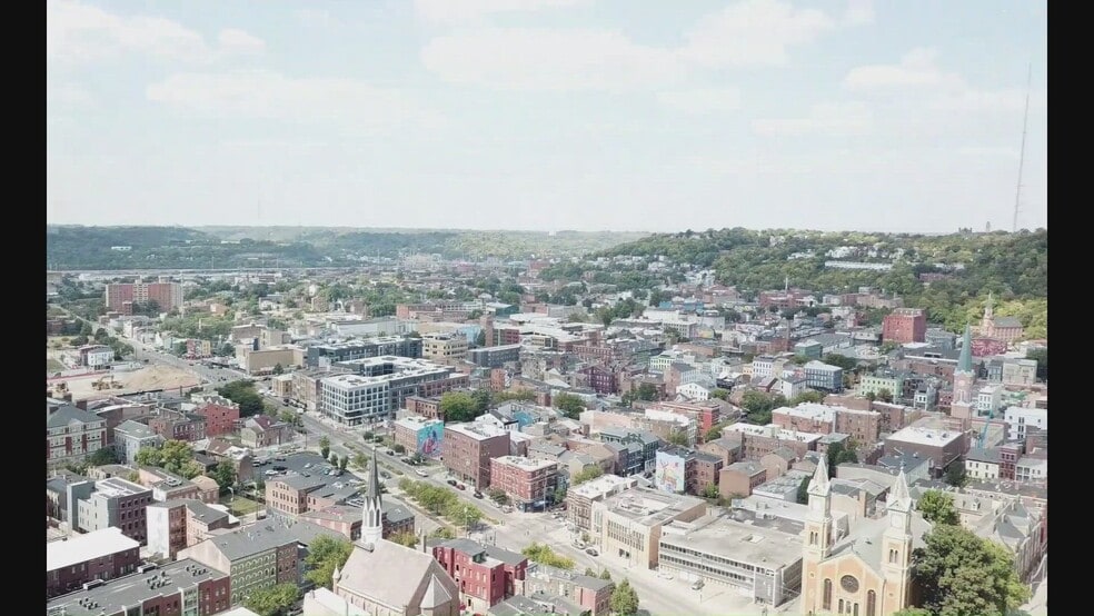 1415 Walnut St, Cincinnati, OH for lease - Commercial Listing Video - Image 2 of 8