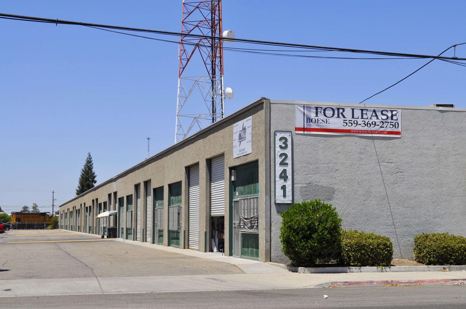 3241 N Marks Ave, Fresno, CA for lease Primary Photo- Image 1 of 6