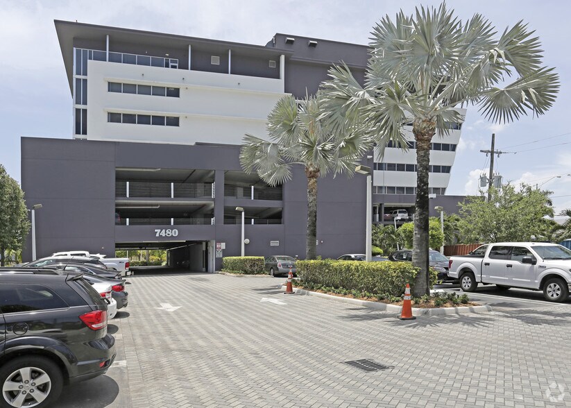 7480 Bird Rd, Miami, FL 33155 Bird Road Professional Office Center
