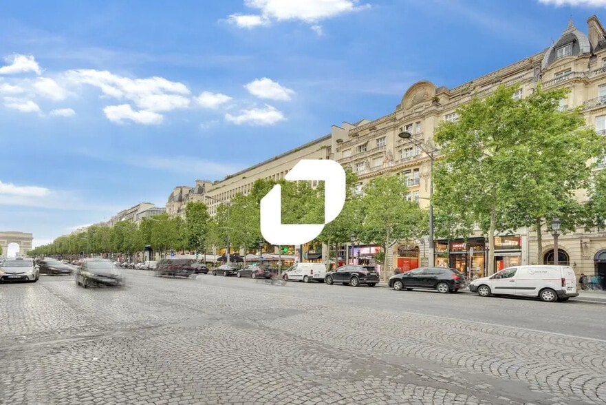 Office in Paris for lease - Building Photo - Image 3 of 7