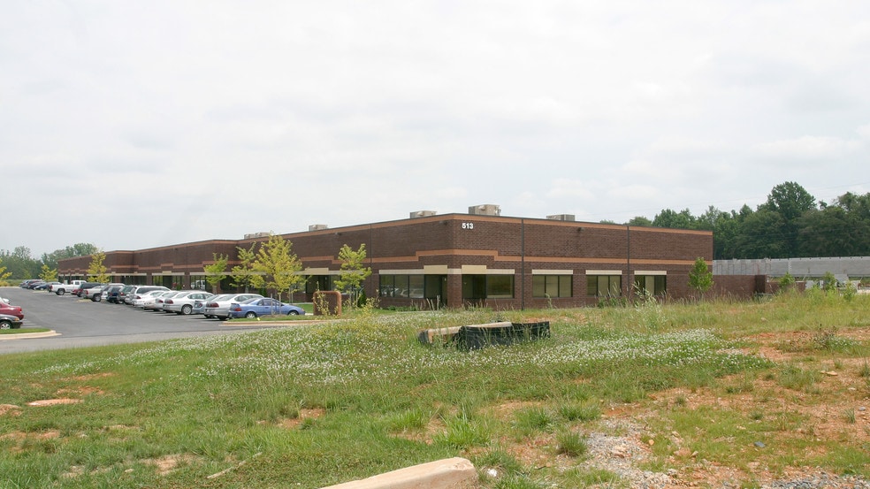 513 Progress Dr, Linthicum, MD for lease - Building Photo - Image 3 of 30