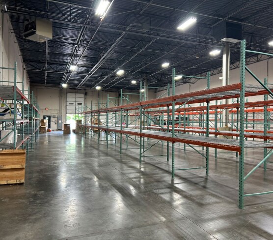 1546-1552 Fencorp Dr, Fenton, MO for lease Interior Photo- Image 1 of 5