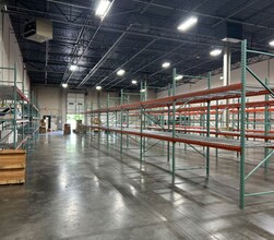 1546-1552 Fencorp Dr, Fenton, MO for lease Interior Photo- Image 1 of 5