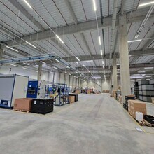  for lease Interior Photo- Image 1 of 2