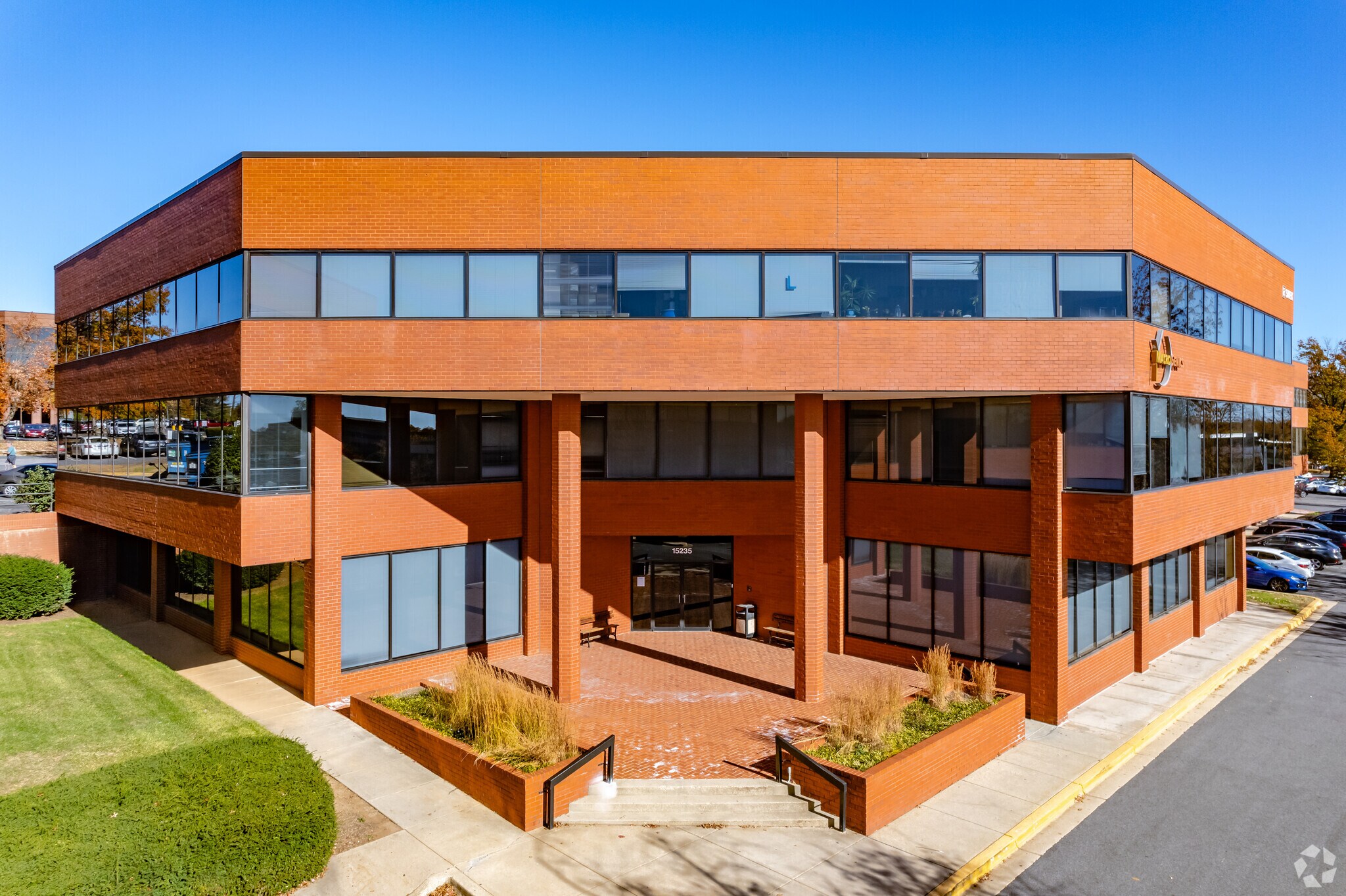 15235 Shady Grove Rd, Rockville, MD for lease Building Photo- Image 1 of 6