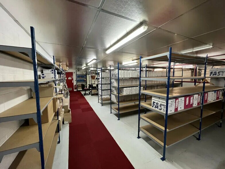 Flex in Ferrières-en-Brie for sale - Interior Photo - Image 3 of 5