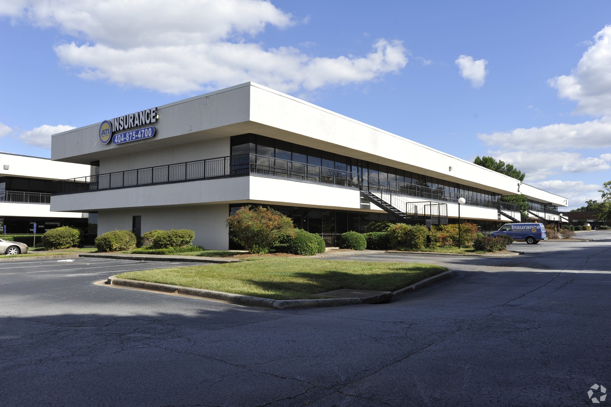 7094 Peachtree Industrial Blvd, Peachtree Corners, GA for lease Primary Photo- Image 1 of 24