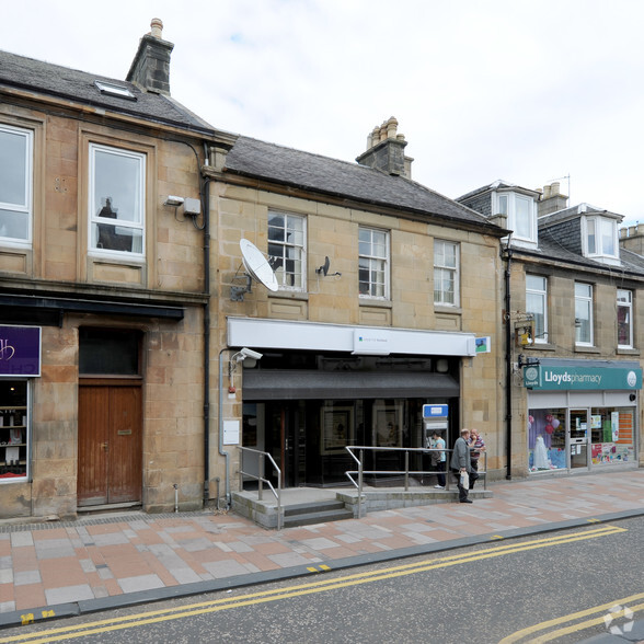 15 High St, Carluke for lease - Primary Photo - Image 1 of 3