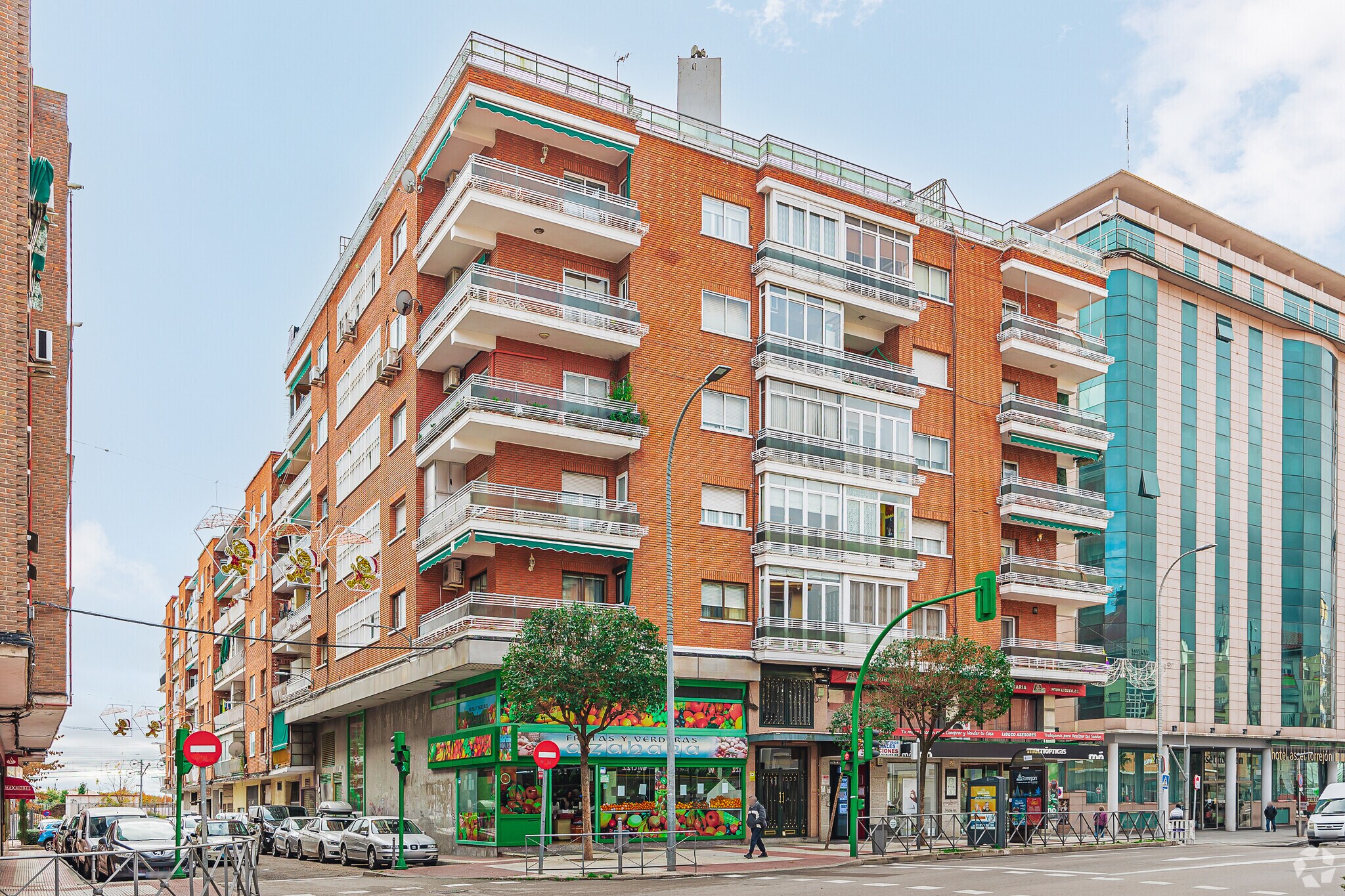 Multifamily in Torrejón de Ardoz, Madrid for sale Primary Photo- Image 1 of 1