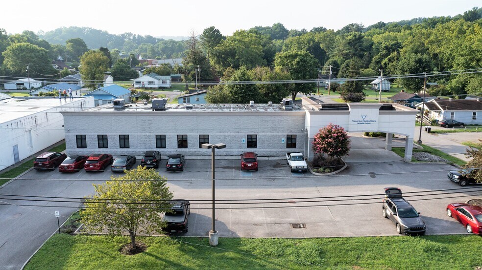 204 E Beech St, LaFollette, TN for sale - Primary Photo - Image 1 of 1