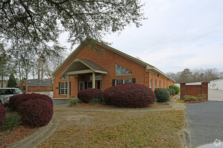 1236 Wilson Hall Rd, Sumter, SC for lease - Building Photo - Image 2 of 3