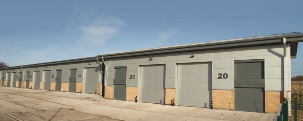 Makerfield Way, Wigan for sale - Primary Photo - Image 1 of 1