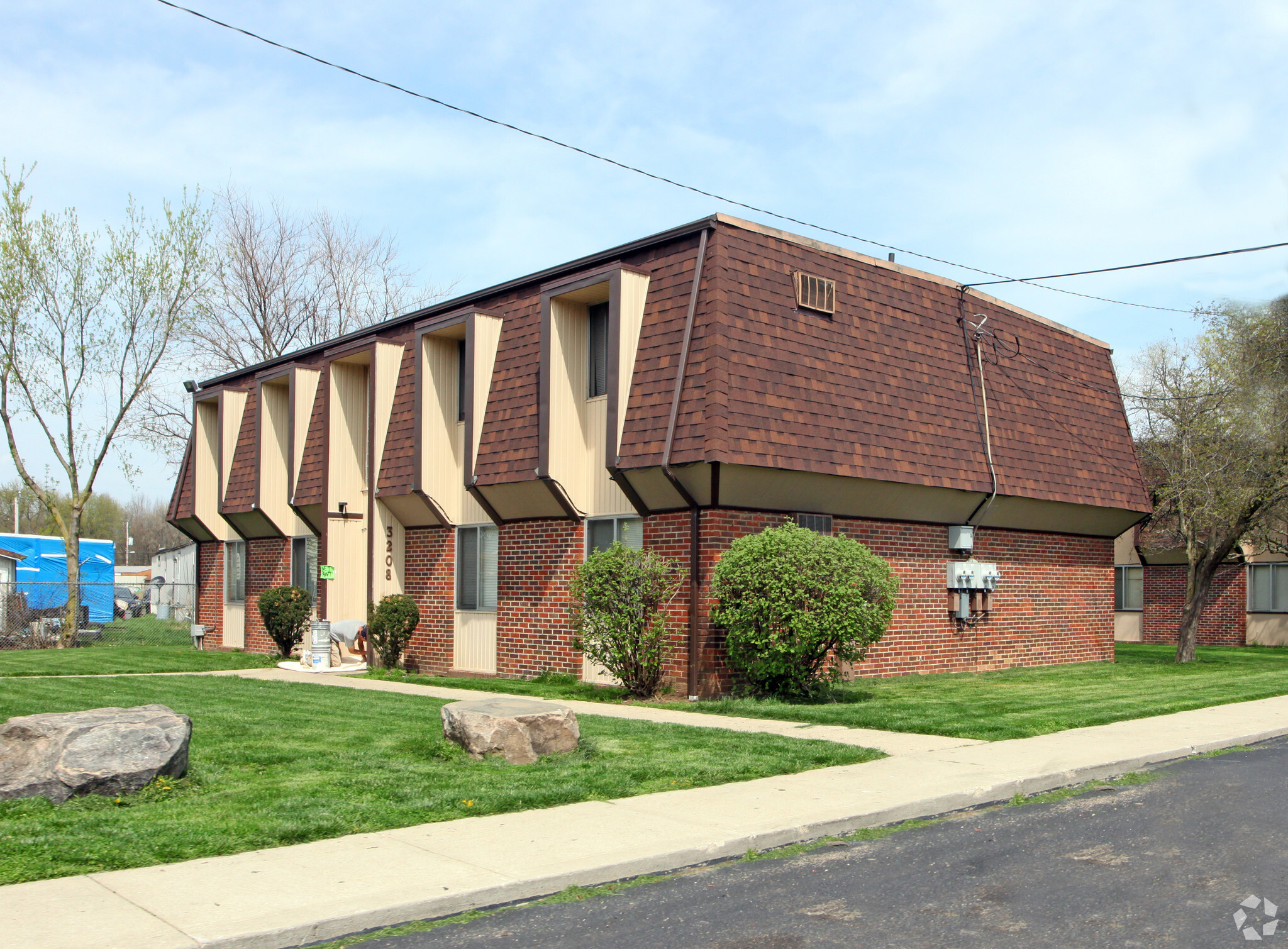 3145-3235 Sterling Ln, Columbus, OH for sale Building Photo- Image 1 of 41