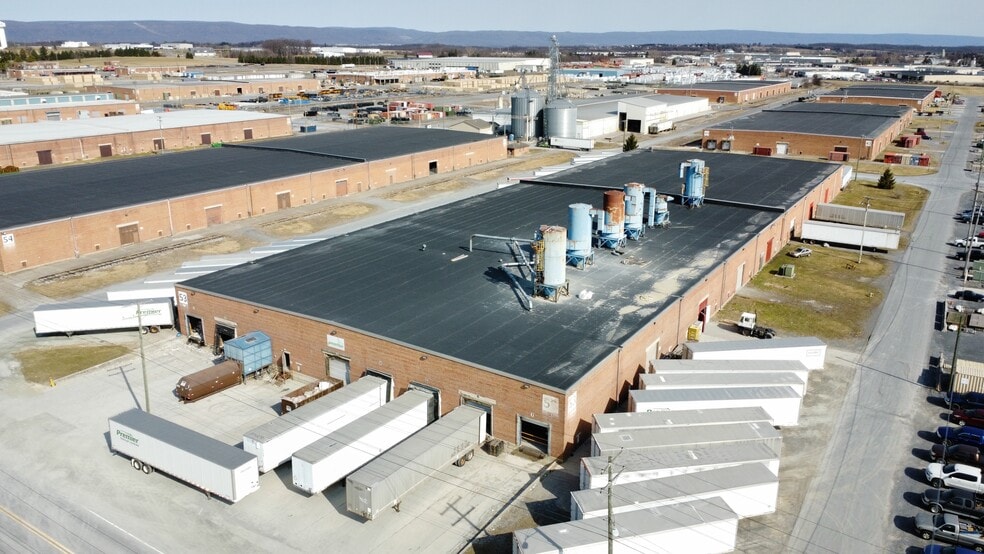 1050 Superior Ave, Chambersburg, PA for sale - Building Photo - Image 2 of 7