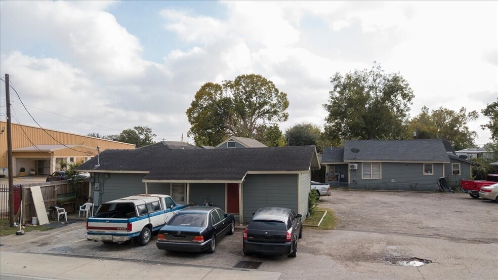 13928 Bandera St, Houston, TX for sale - Building Photo - Image 3 of 44