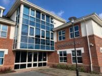 Horseshoe Cres, Beaconsfield for lease Building Photo- Image 2 of 2