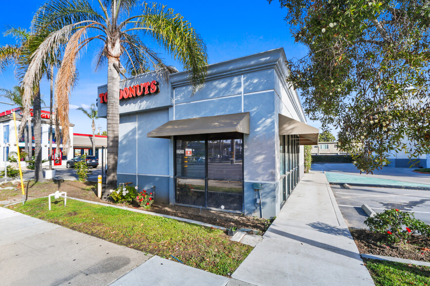 2725 W Orangethorpe Ave, Fullerton, CA for sale - Primary Photo - Image 1 of 2