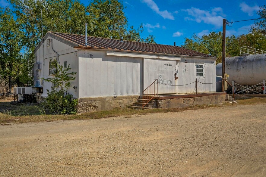 303 Ebner St, Boerne, TX for sale - Building Photo - Image 3 of 12