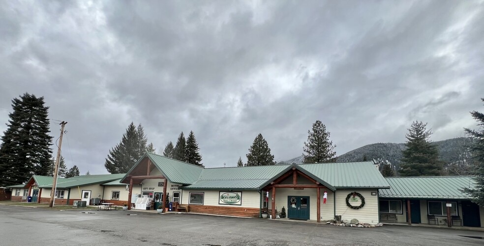 2955 Highway 200, Trout Creek, MT 59874 Lakeside Motel and Resort