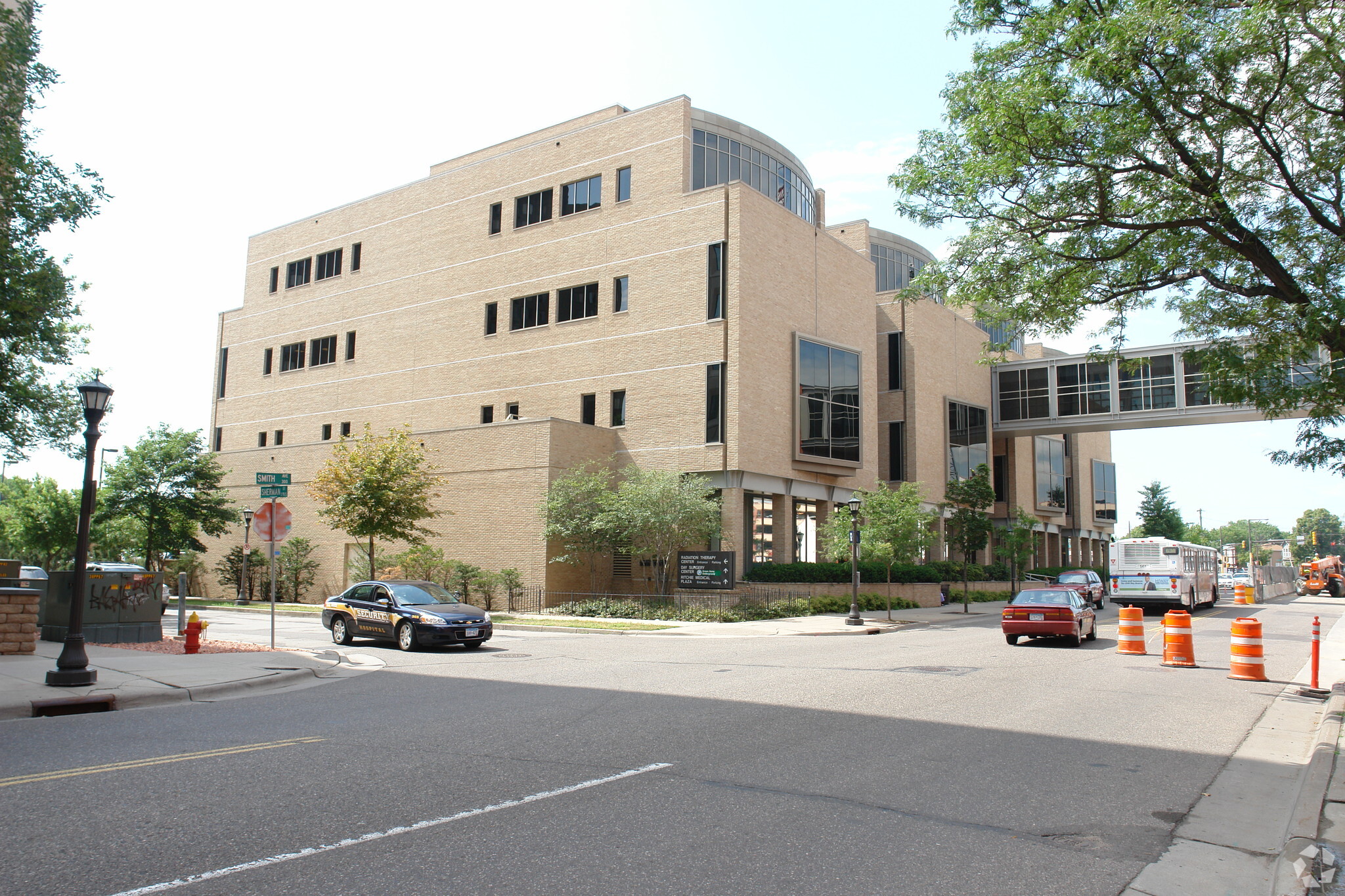 310 Smith Ave N, Saint Paul, MN 55102 - Ritchie Medical Plaza | LoopNet