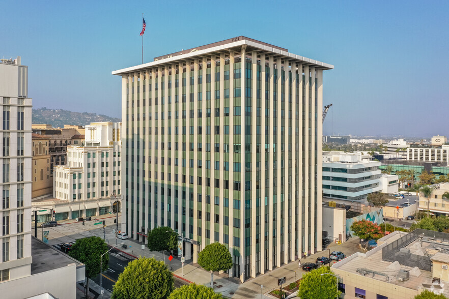 9454 Wilshire Blvd, Beverly Hills, CA for lease - Building Photo - Image 2 of 7