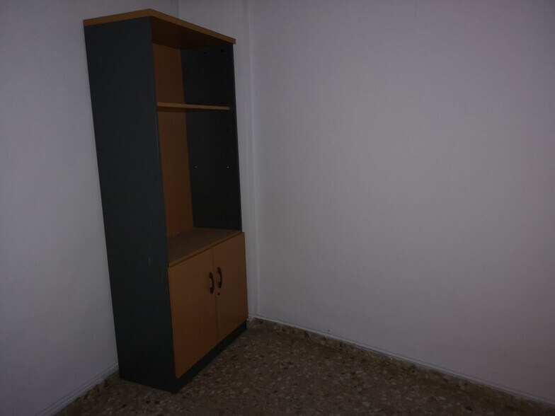 Passatge Joan Segura, 11, Algemesí, Valencia for lease - Building Photo - Image 3 of 11