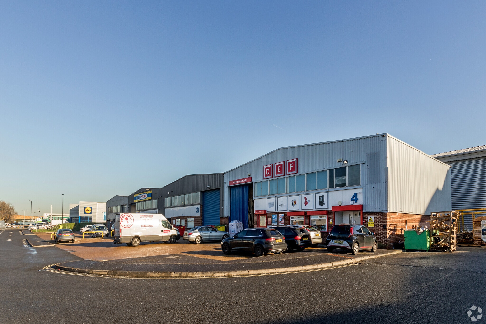 Christopher Rd, Southall for sale Primary Photo- Image 1 of 1