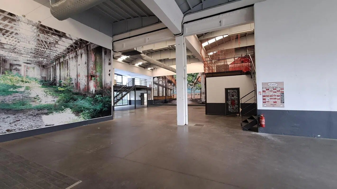 Flex in Genay for lease Interior Photo- Image 1 of 8