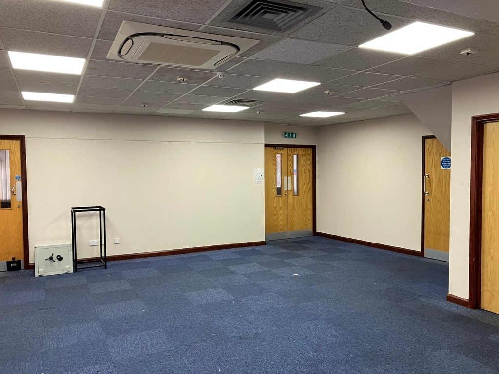 15 Paradise Rd, Downham Market for lease Interior Photo- Image 1 of 2