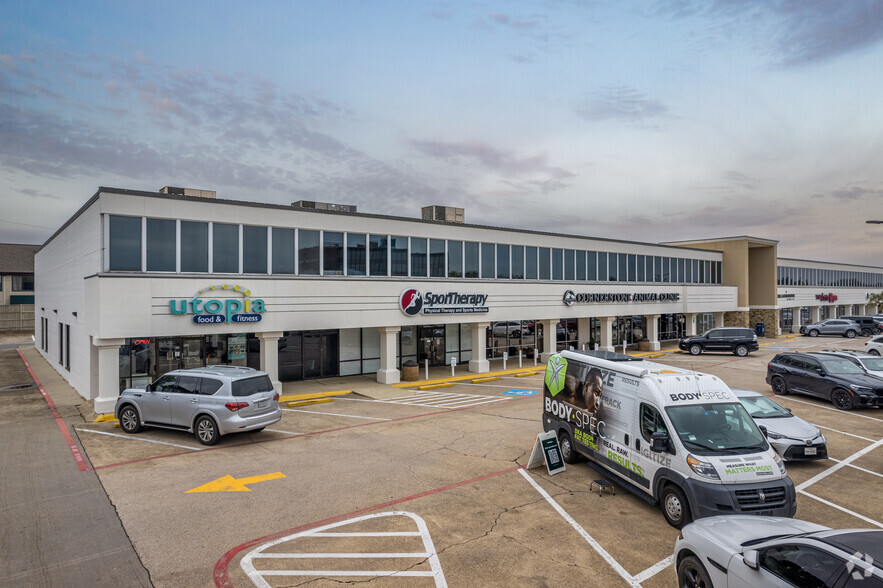 1450 Preston Forest Sq, Dallas, TX for lease - Building Photo - Image 2 of 6