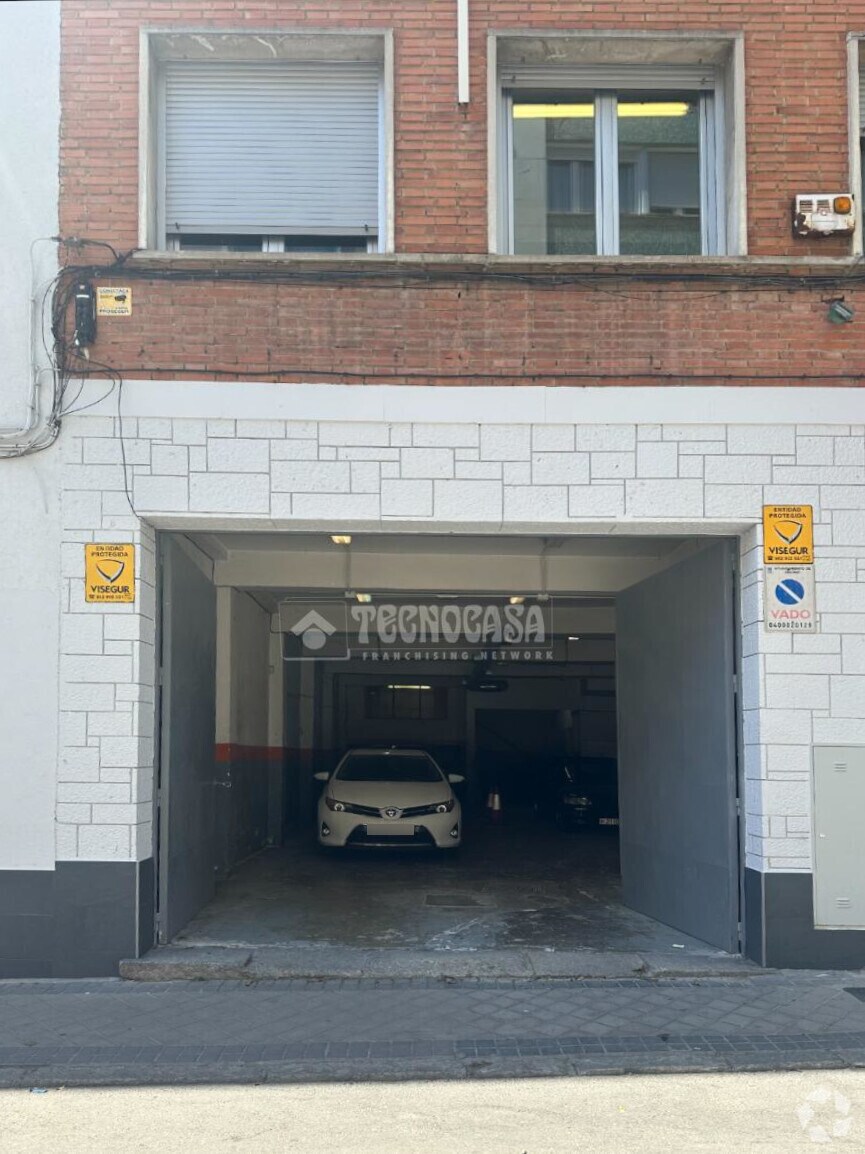 Retail in Madrid, Madrid for lease Interior Photo- Image 1 of 2