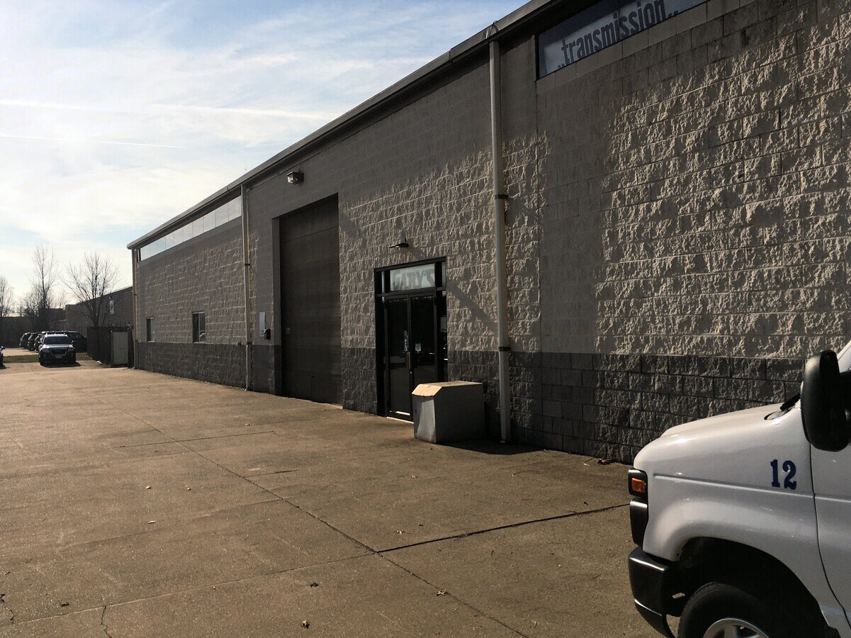 100 Blaze Industrial Pky, Berea, OH 44017