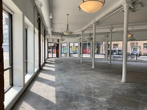 837 N Milwaukee Ave, Chicago, IL for lease Interior Photo- Image 2 of 7