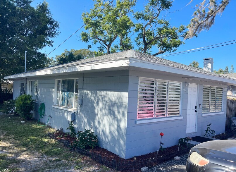 1003 23rd Ave W, Bradenton, FL 34205 Duplex