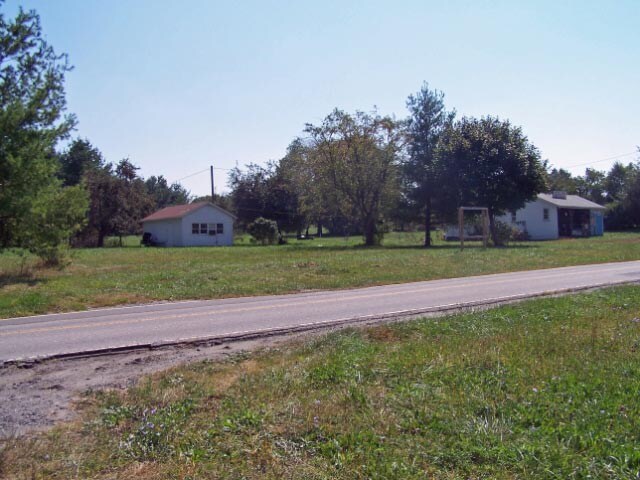 1081 Mt Jefferson Rd, West Jefferson, NC for sale - Building Photo - Image 1 of 1