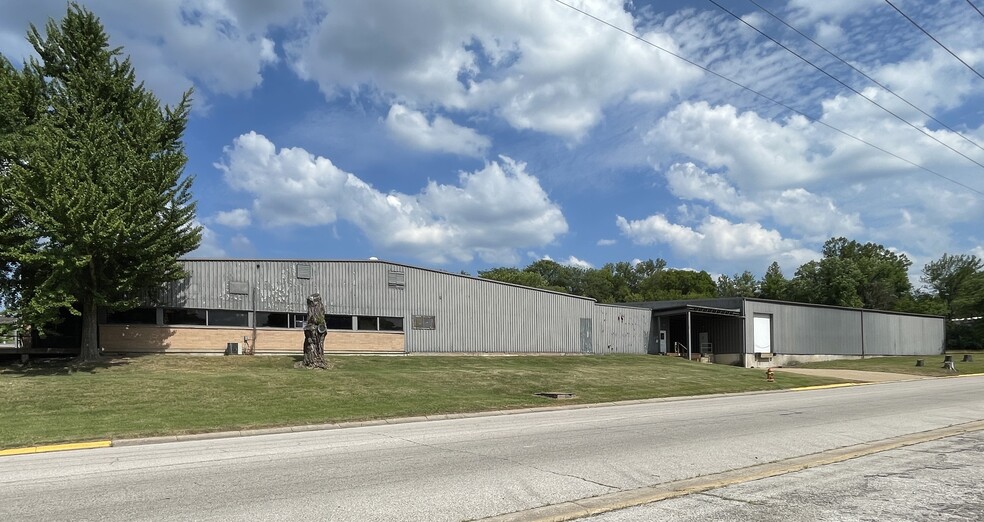 1200 Stafford St, Washington, MO for lease - Building Photo - Image 2 of 11