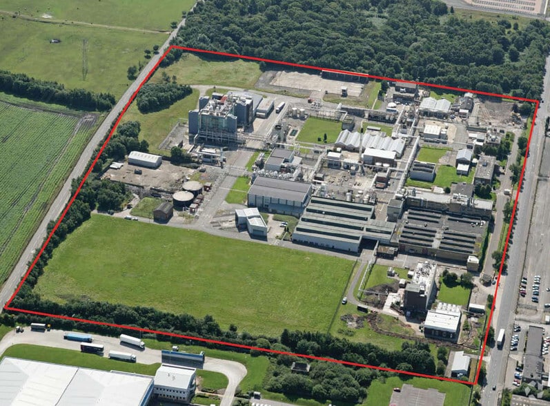 Acornfield Rd, Liverpool for sale - Primary Photo - Image 1 of 1