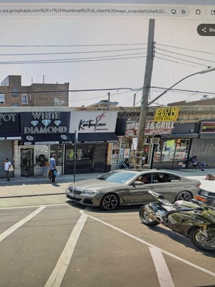4054 White Plains Rd, Bronx, NY for lease - Primary Photo - Image 1 of 4