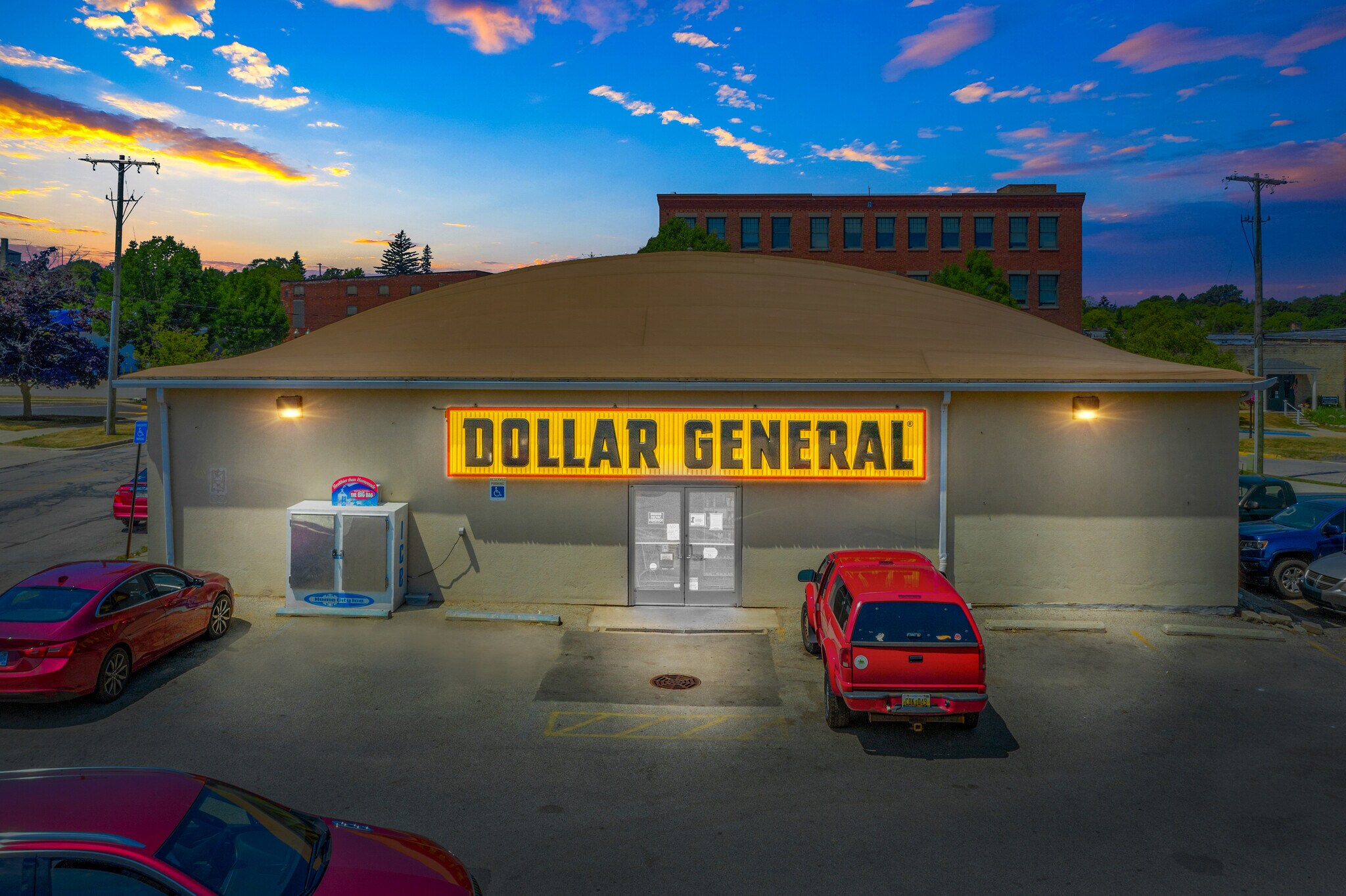 36 Filer St, Manistee, MI for sale Building Photo- Image 1 of 1