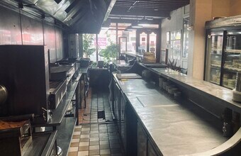 71-73 Myddleton Rd, London for lease Interior Photo- Image 2 of 8