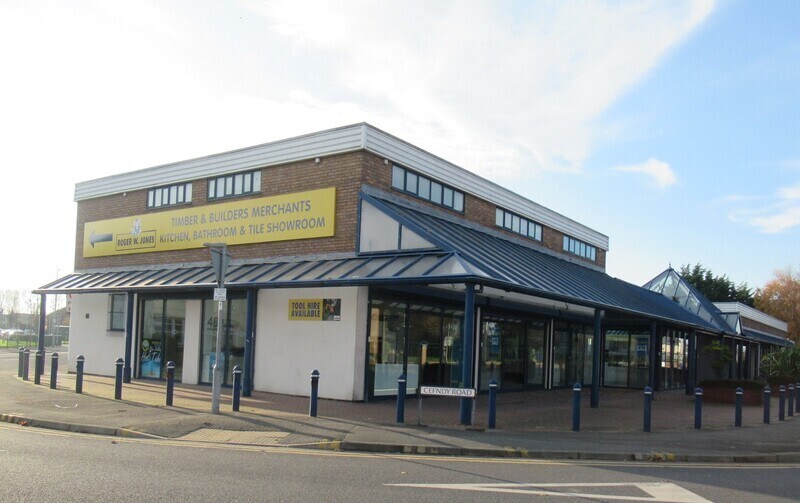 192-200 Vale Rd, Rhyl for sale - Building Photo - Image 1 of 1