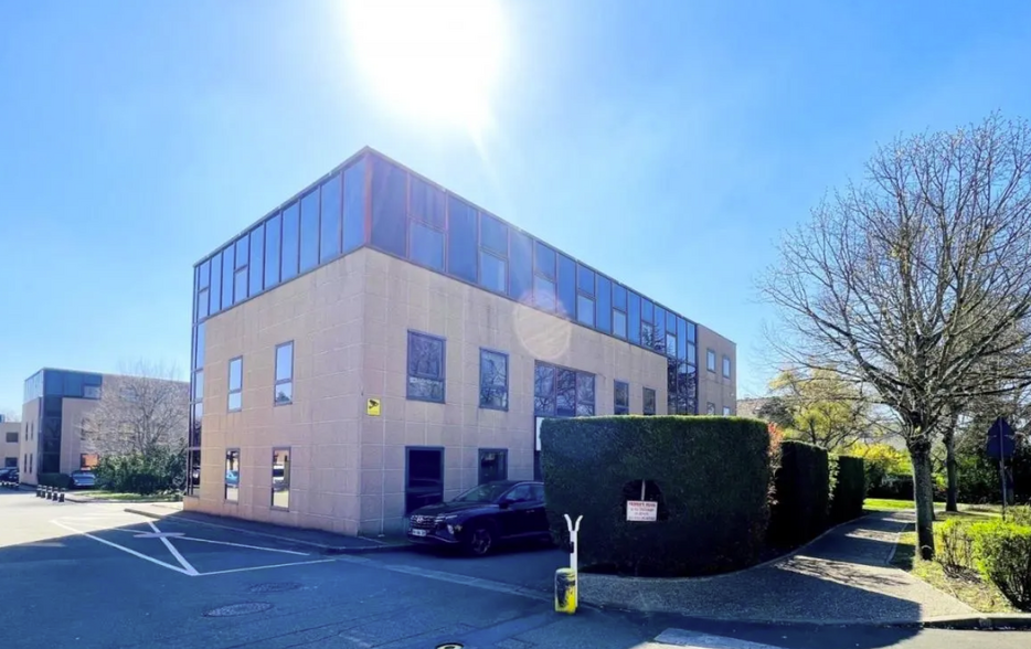 Office in Bailly for sale - Primary Photo - Image 1 of 1