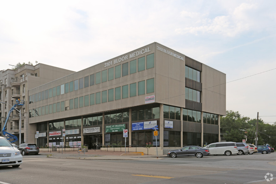 3101 Bloor St W, Toronto, ON for lease - Primary Photo - Image 1 of 5