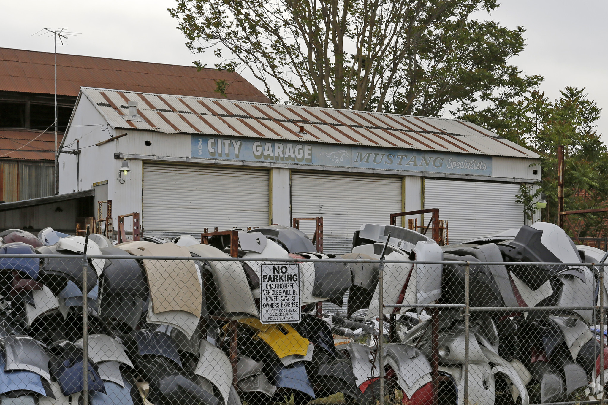 305 Ahern St, Sacramento, CA for lease Primary Photo- Image 1 of 4