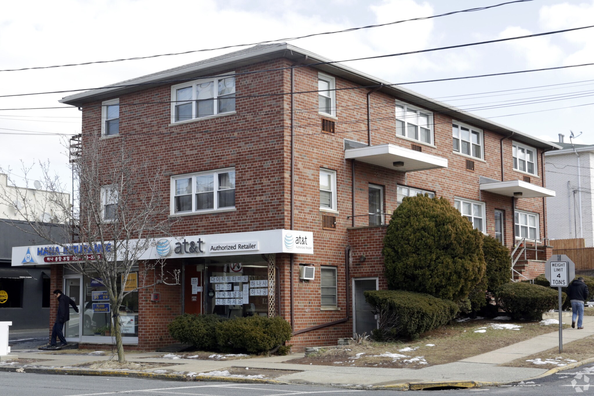 100 Broad, Palisades Park, NJ for sale Primary Photo- Image 1 of 1